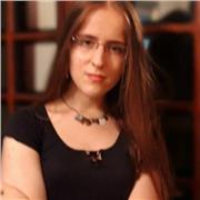 Maestra de Educación Primaria, especialista en Inglés ofrece clases particulares a domicilio para todos los niveles educativos